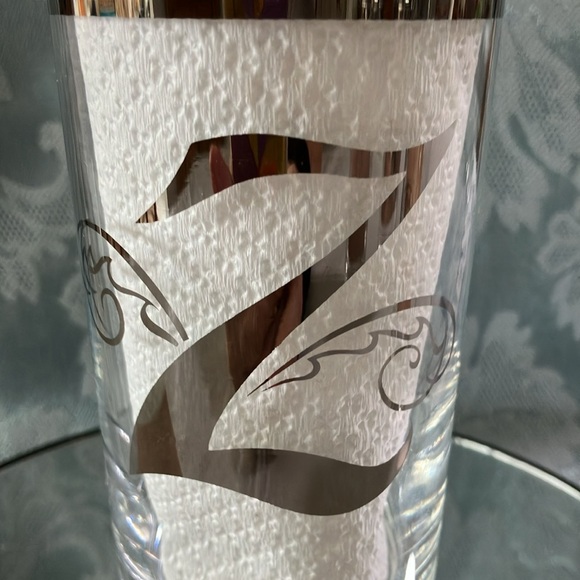 VINTAGE QUEENS LUSTERWARE Z MONOGRAM SILVER SCROLLS & TOP 8oz BARWARE - Picture 6 of 12